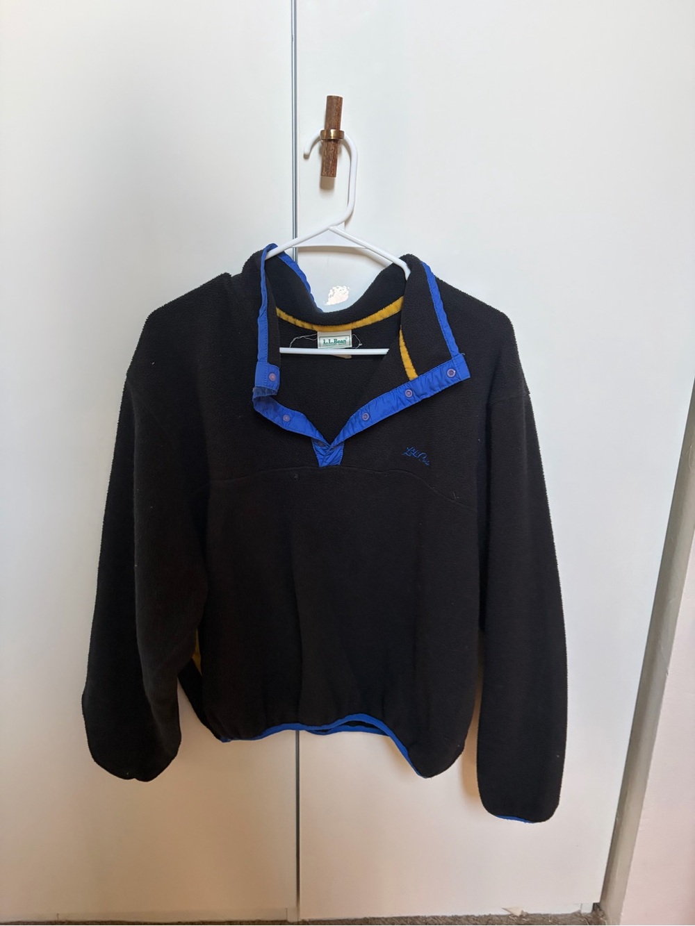 Vintage LL Bean Black Fleece Pullover with Blue Trim